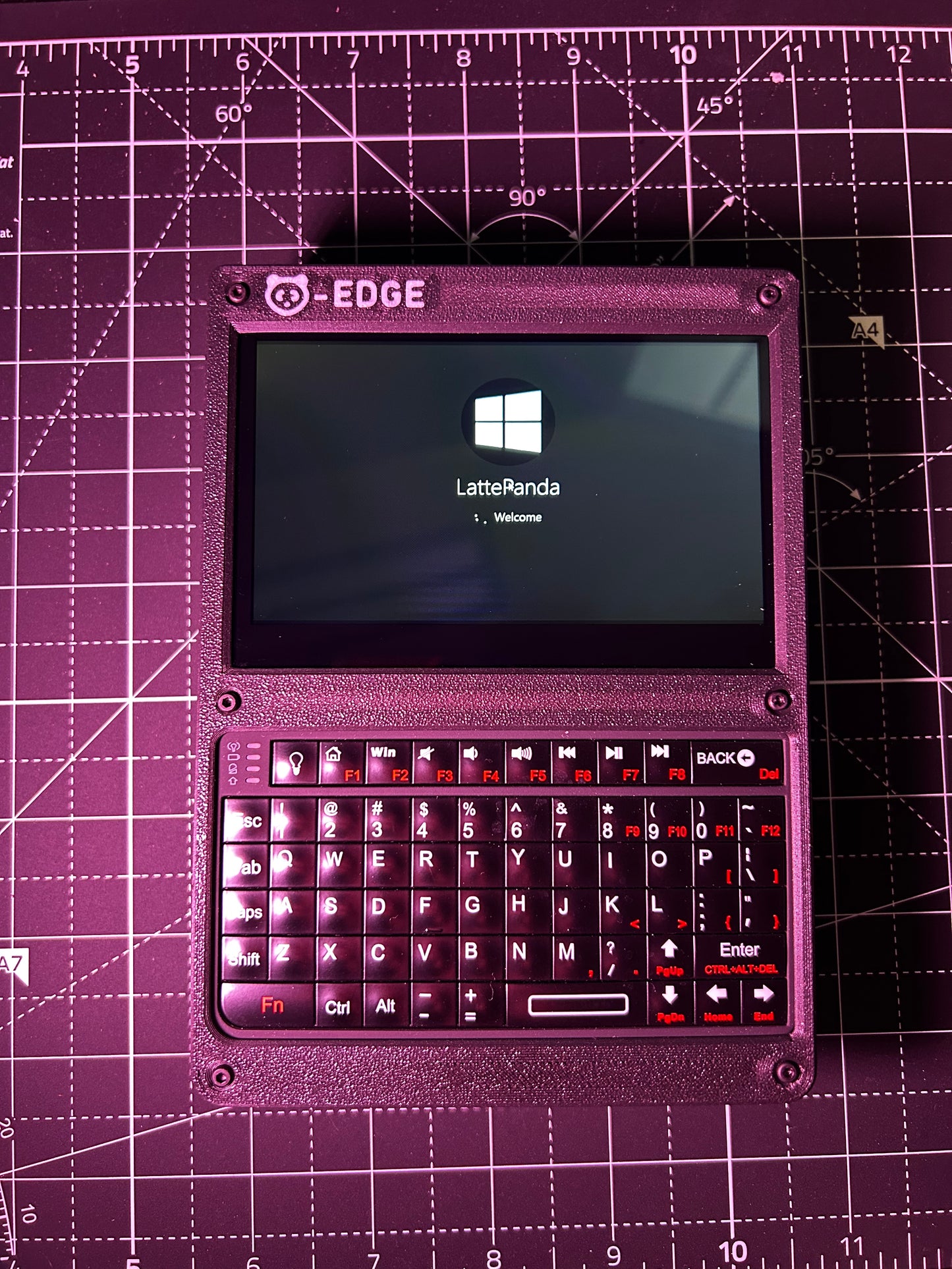 Pi-Edge - Panda - Kali & Windows Handheld - Carbon Computers
