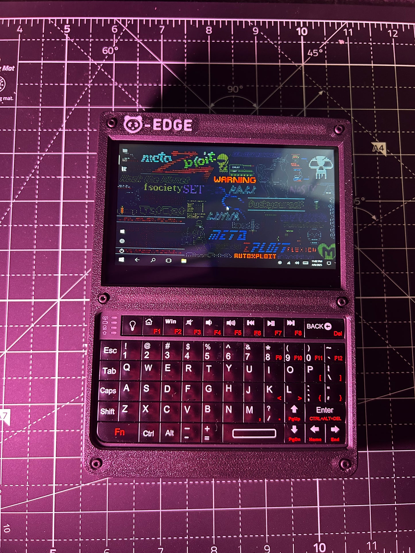 Pi-Edge - Panda - Kali & Windows Handheld - Carbon Computers