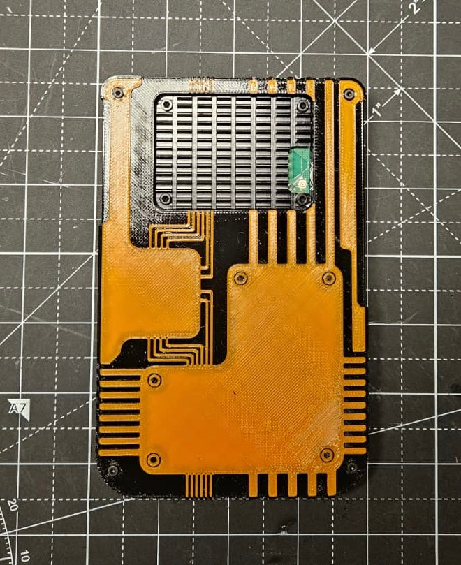 Hackberry Pi CM5 Handheld - Carbon Computers